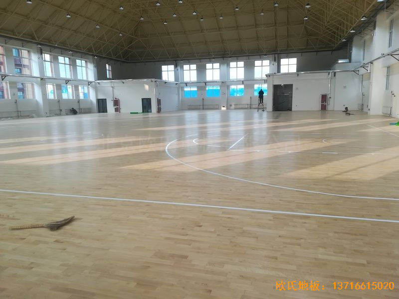 山東濟南歷城區(qū)小學運動木地板鋪裝案例