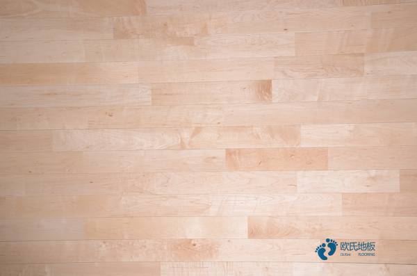 松木運(yùn)動(dòng)籃球木地板報(bào)價(jià)單